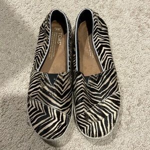 Toms slipons